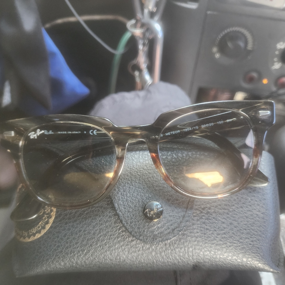 Raybans womens sunglasses